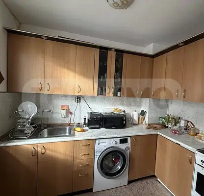 Photo 4 — 3-bedroom apartment in Dobrich, Centyr
