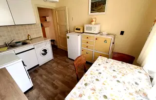 Тристаен апартамент в София, Център