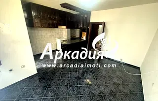 Тристаен апартамент в Пловдив, Център