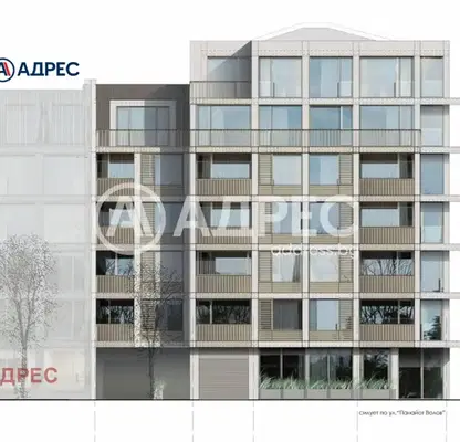 Снимка 3 — Тристаен апартамент във Варна, Център
