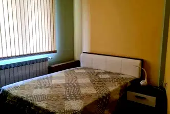 Тристаен апартамент в Шумен, Център