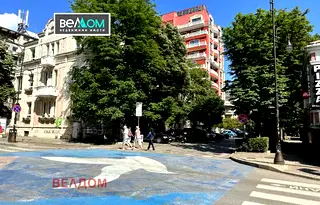 Тристаен апартамент във Варна, Център