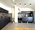 Снимка 2 — Тристаен апартамент във Варна, Чайка