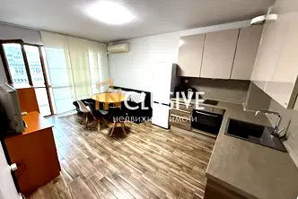 Тристаен апартамент във Варна, Чайка