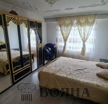 Снимка 2 — Тристаен апартамент в Русе, Чародейка - Север