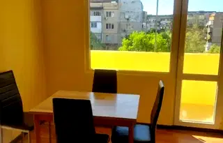 Тристаен апартамент в Русе, Чародейка - Юг