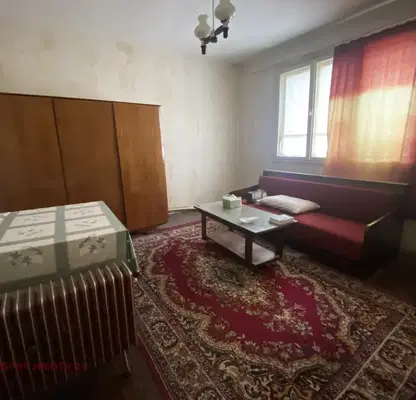 Снимка 2 — Тристаен апартамент в Добрич, Червената пръст