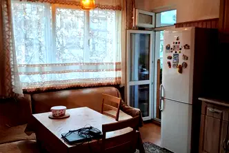 Тристаен апартамент във Велико Търново, Чолаковци
