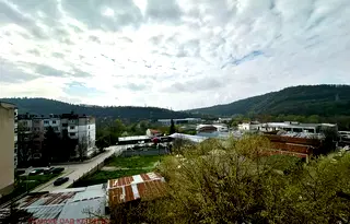Тристаен апартамент във Велико Търново, Чолаковци