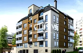 Тристаен апартамент във Варна, Цветен квартал