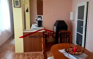 Тристаен апартамент в Сливен, Даме Груев