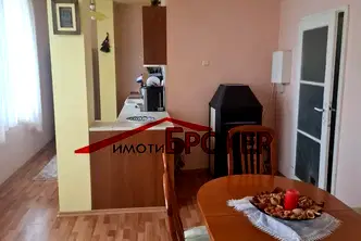 Тристаен апартамент в Сливен, Даме Груев