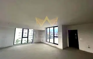 Тристаен апартамент в София, Дианабад