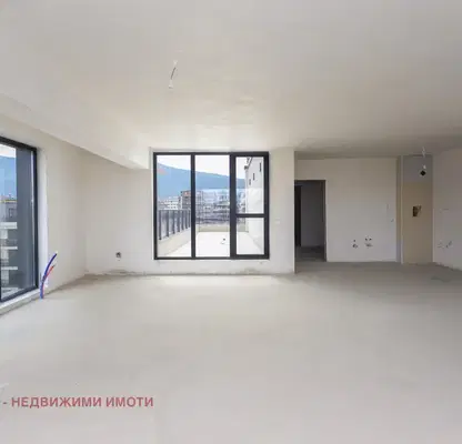 Photo 2 — 3-bedroom apartment in Sofiya, Dianabad