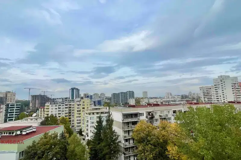 3-bedroom apartment in Sofia, Dianabad