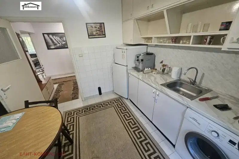 3-bedroom apartment in Sofiya, Dianabad