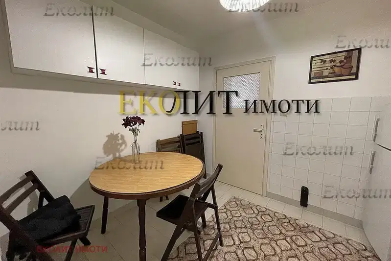 3-bedroom apartment in Sofiya, Dianabad