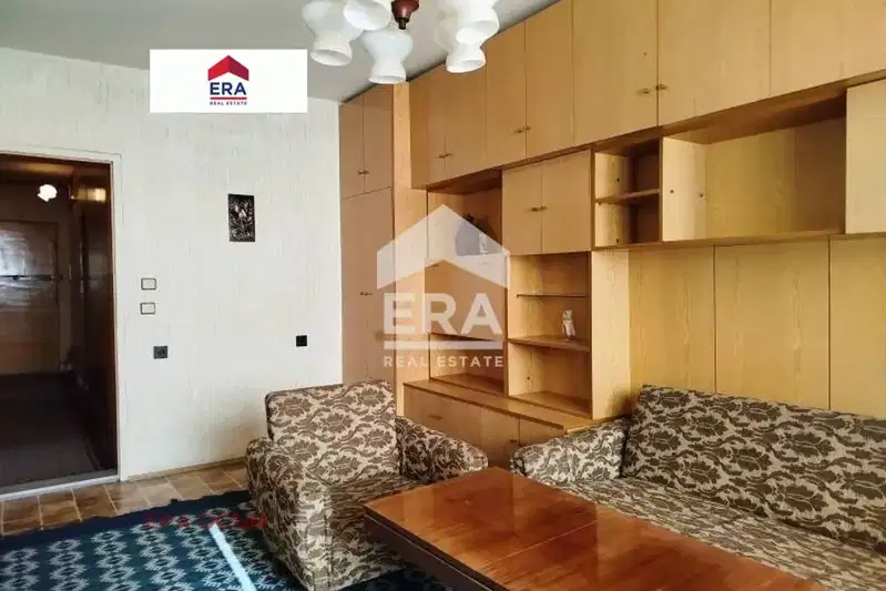 3-bedroom apartment in Lovech, Dikisana
