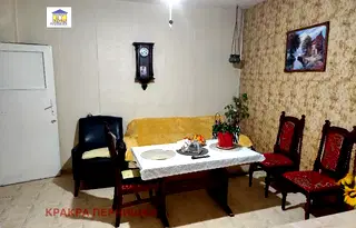 Тристаен апартамент в Перник, Димова махала