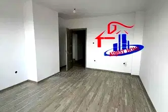 Тристаен апартамент в Шумен, Добруджански