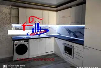 Тристаен апартамент в Шумен, Добруджански