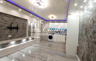 Тристаен апартамент в Шумен, Добруджански