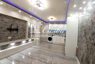 Тристаен апартамент в Шумен, Добруджански