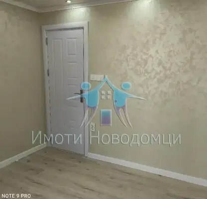 Снимка 4 — Тристаен апартамент в Шумен, Добруджански