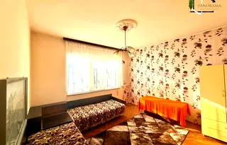 Тристаен апартамент в Шумен, Добруджански