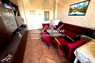 Тристаен апартамент в Шумен, Добруджански