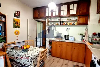 Тристаен апартамент в Шумен, Добруджански