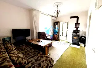 Тристаен апартамент в Шумен, Добруджански
