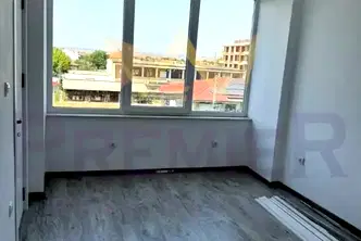 Тристаен апартамент в Бургас, Долно Езерово