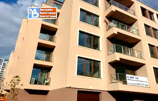 Тристаен апартамент в София, Дружба 2