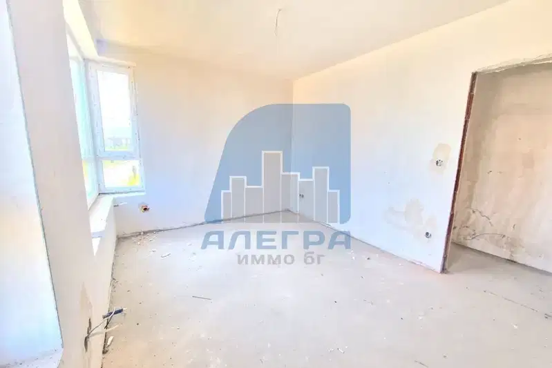 Тристаен апартамент в София, Дружба 2