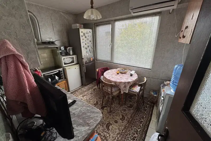 3-bedroom apartment in Vraca, Dybnika