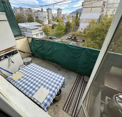 Photo 2 — 3-bedroom apartment in Vraca, Dybnika