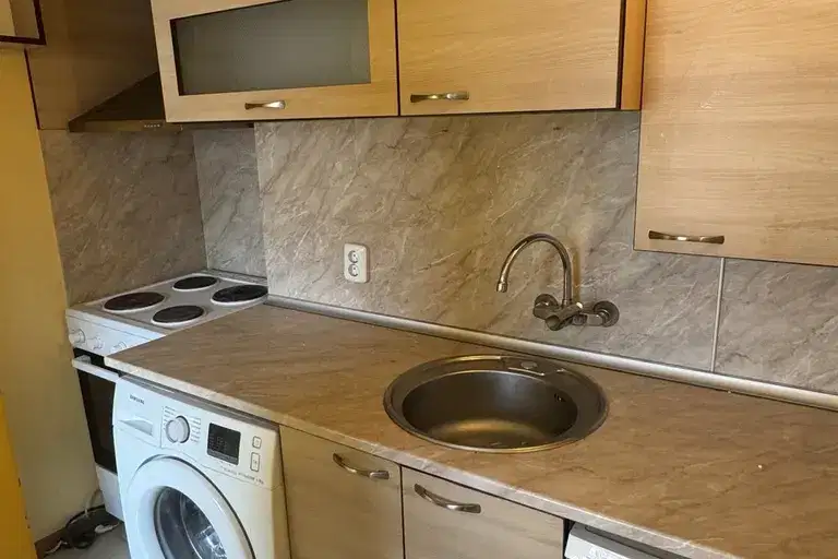 Тристаен апартамент във Враца, Дъбника