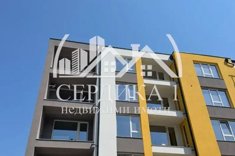Тристаен апартамент в Благоев, Еленово 1