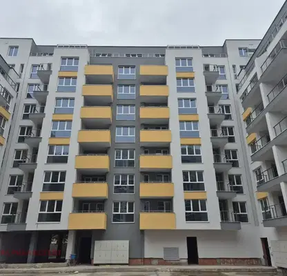 Снимка 3 — Тристаен апартамент в Пловдив, Гагарин