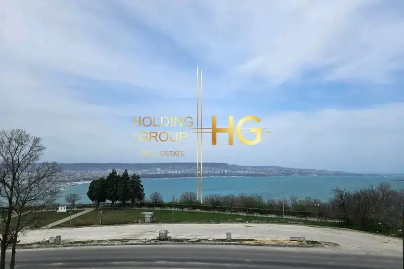 3-bedroom apartment in Varna, Galata