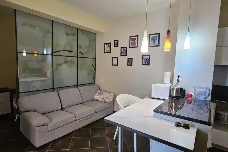 3-bedroom apartment in Varna, Galata