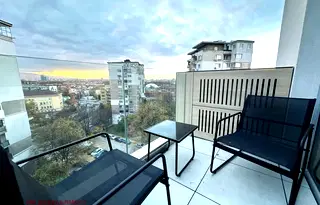 Тристаен апартамент в София, Гео Милев