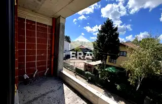 Тристаен апартамент в София, Горна баня