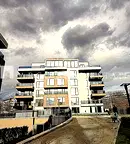 Тристаен апартамент с тераса в затворен комплекс в Горна баня, София