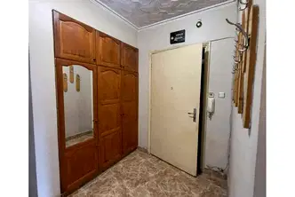 Тристаен апартамент в Добрич, Градска болница