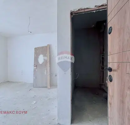 Снимка 2 — Тристаен апартамент във Варна, Гранд Мол