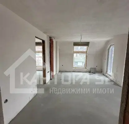 Снимка 4 — Тристаен апартамент с панорамна гледка в Гранд Мол, Варна