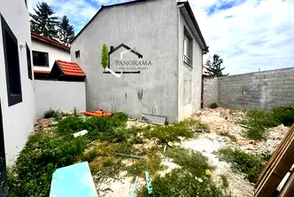 Тристаен апартамент в Шумен, Гривица