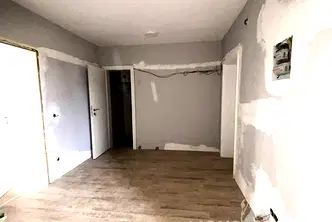 Тристаен апартамент във Варна, Гръцка махала